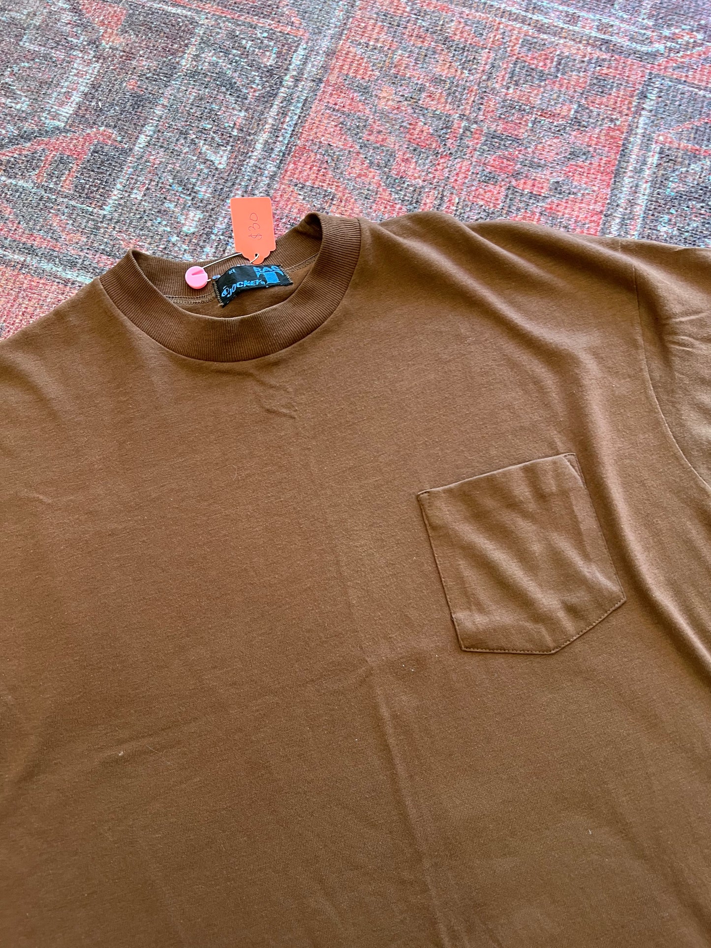 vintage front pocket tshirt