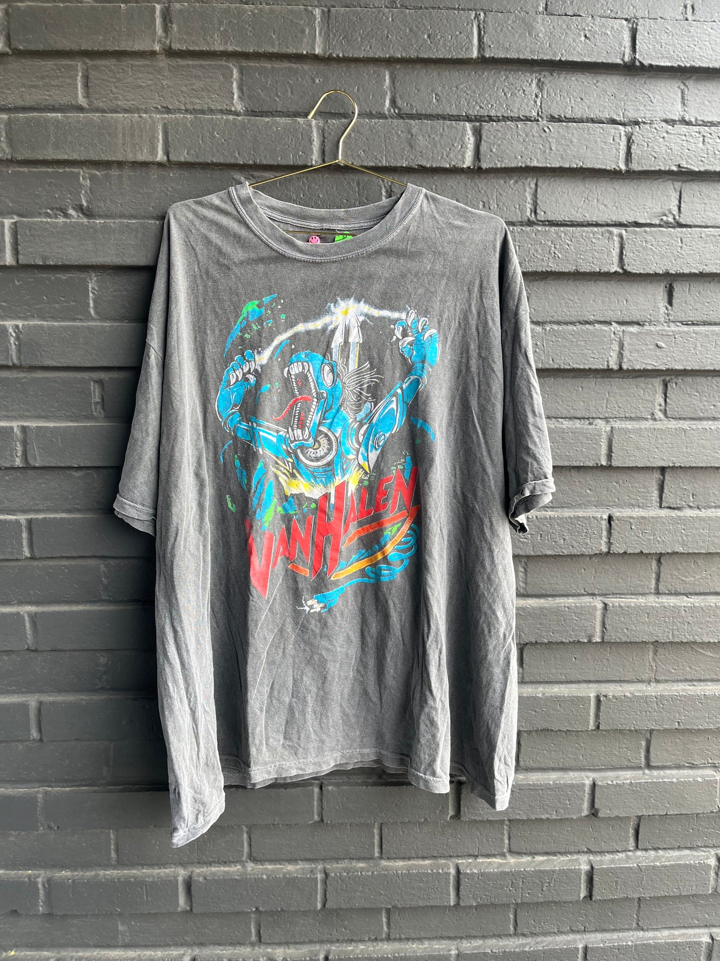 Van Halen kicks ass vintage tshirt