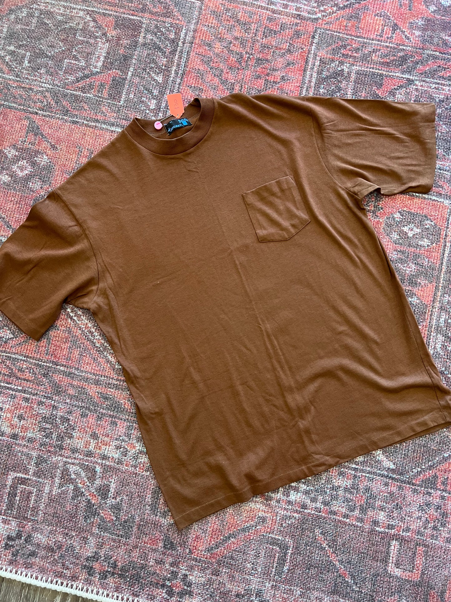 vintage front pocket tshirt
