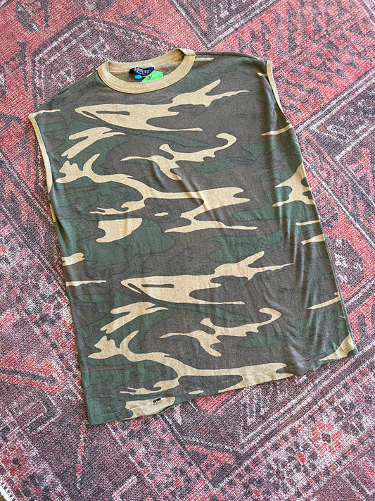 Camo vintage muscle tank